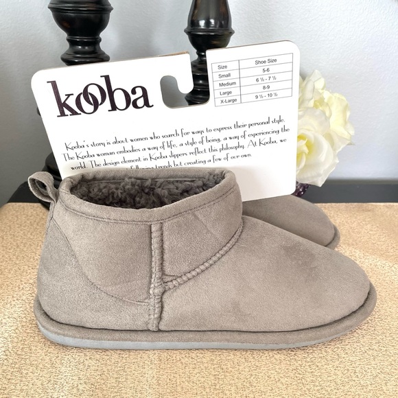 NWT Women’s Memory Foam Sherpa Boot Slipper Shoes - Picture 4 of 9